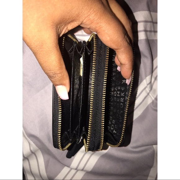 Kate Spade Small Black Wallet - Picture 5 of 6